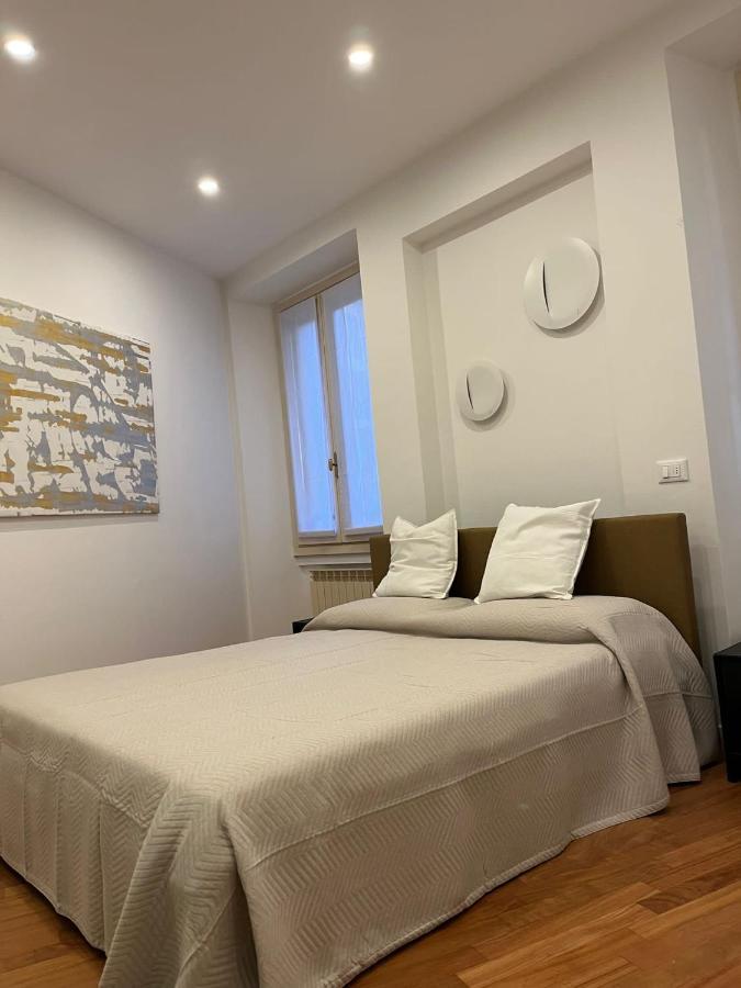 Casa Vercelli Delizioso Bilocale Moderno Nella Vecchia Milano エクステリア 写真