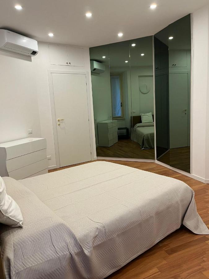 Casa Vercelli Delizioso Bilocale Moderno Nella Vecchia Milano エクステリア 写真
