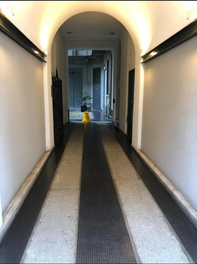 Casa Vercelli Delizioso Bilocale Moderno Nella Vecchia Milano エクステリア 写真